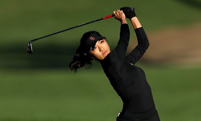 Nữ golf thủ 20 tuổi, người San Diego, Lily Muni He, được cho là sẽ trở thành một ngôi sao lớn trong làng golf